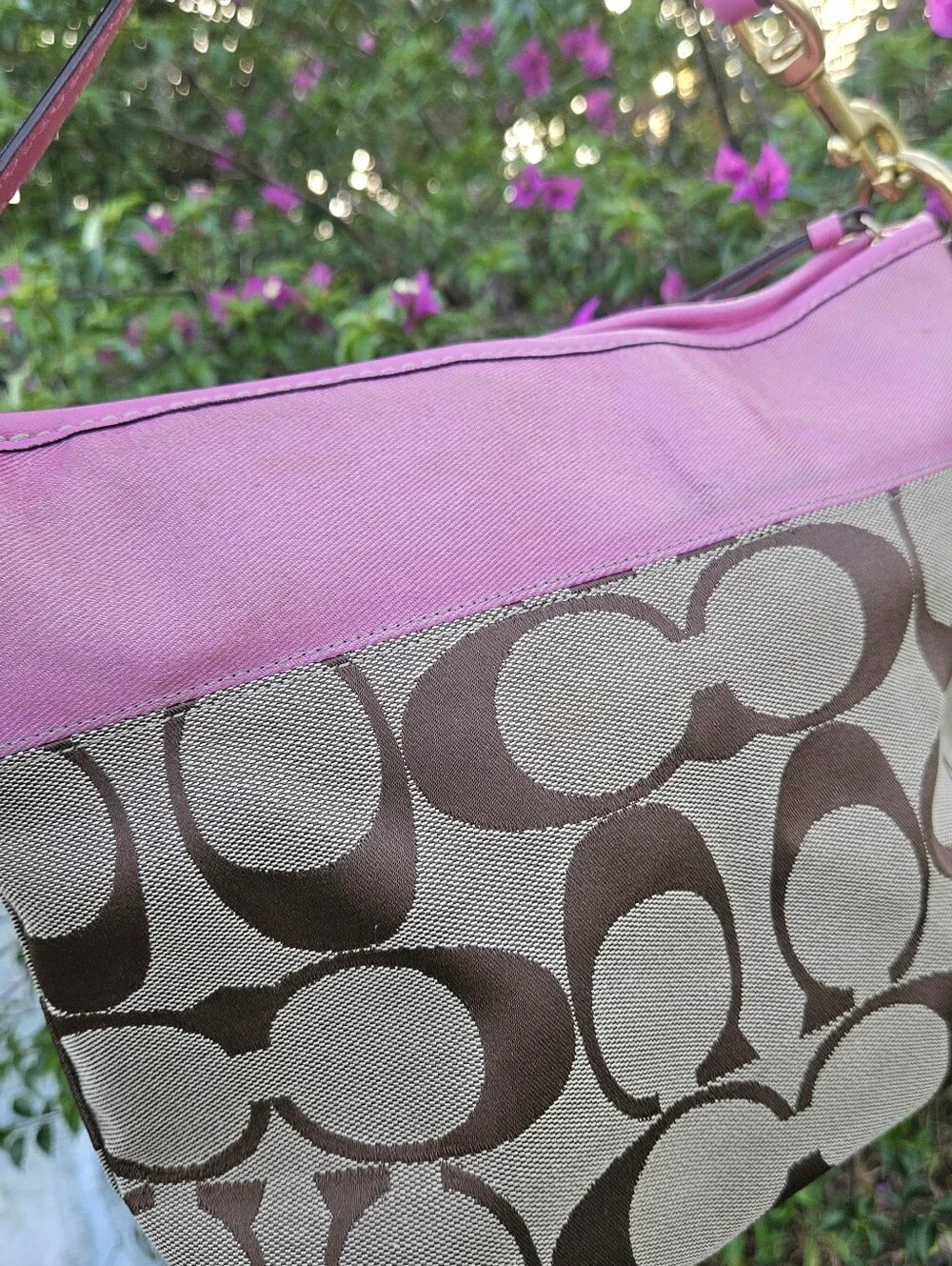 Coach authentic signature